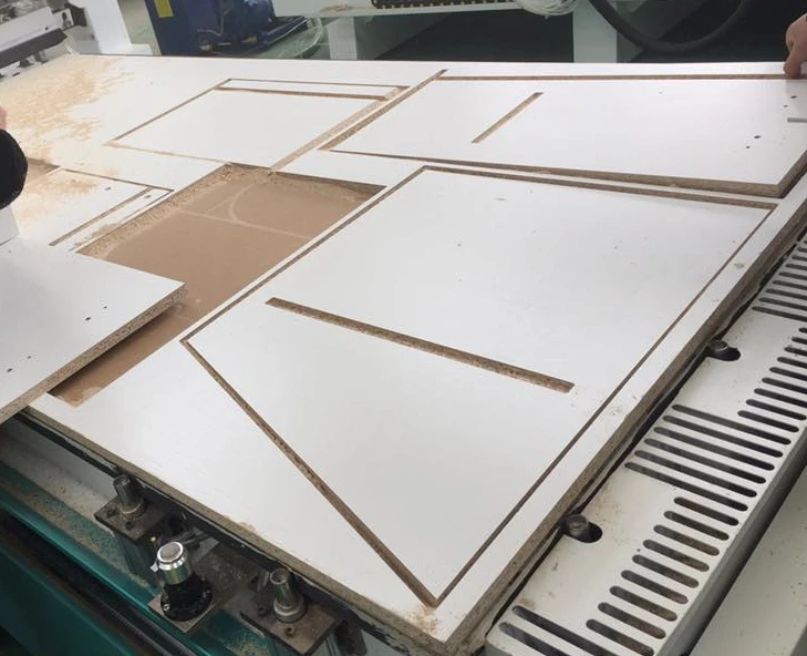 Высококачественный китайский станок с ЧПУ фрезерный для деревообработки резьба