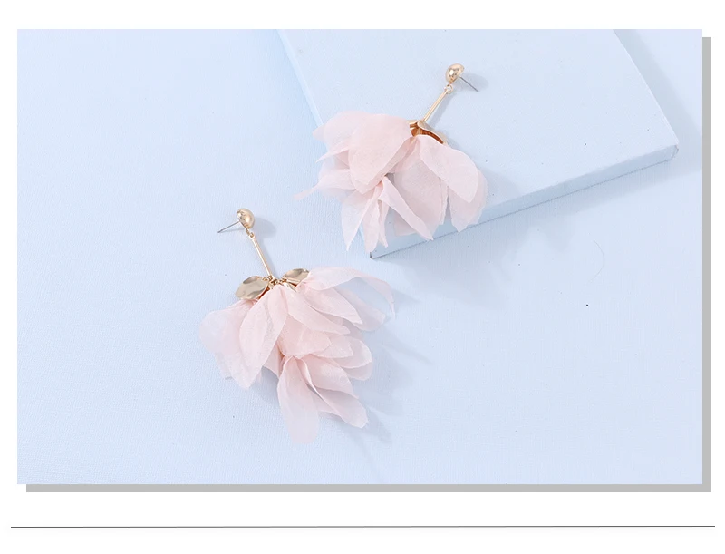 Badu Trendy Big Flower Yarn Earring Long Dangle Pink Floral Drop Earrings Bohemian Trendy Jewelry for Party Wholesale