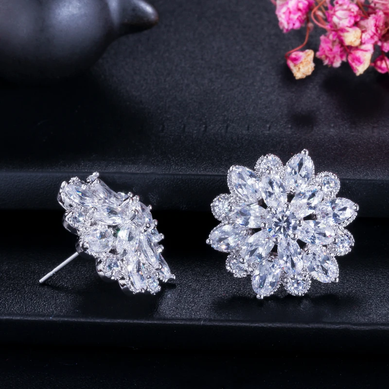 Комплект из серег и ожерелья цвета розового золота с фианитом|brand jewelry sets|fashion