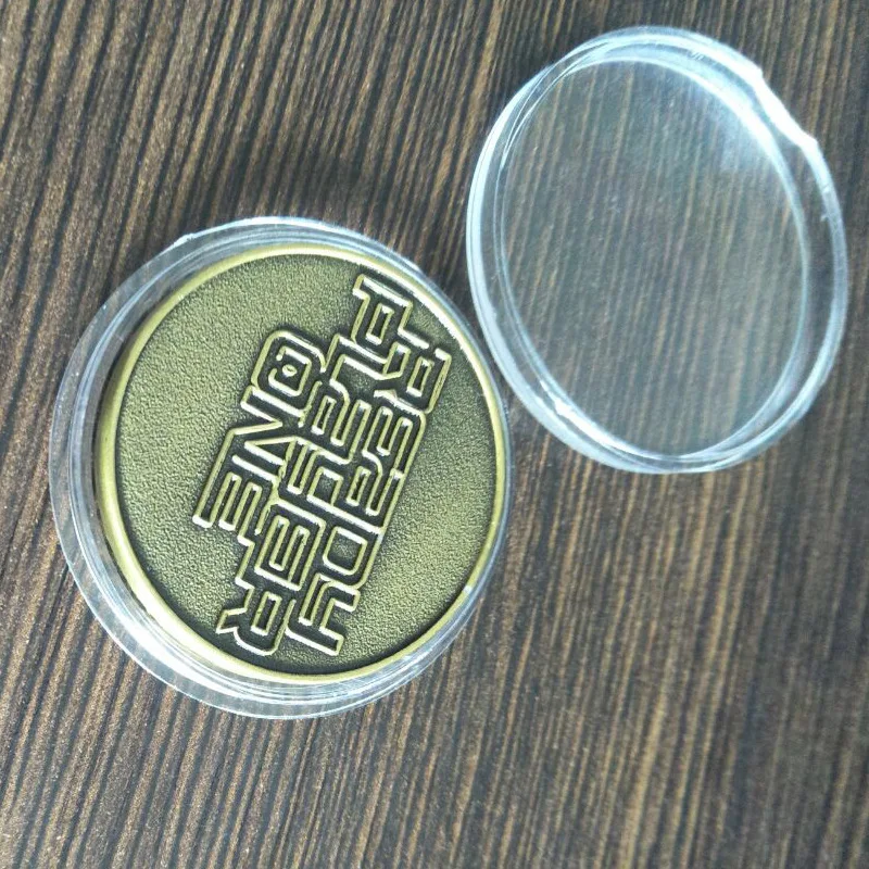

Movie Ready Player One Keychain Music Band keyring Extra Life Coin Pendant Jewelry