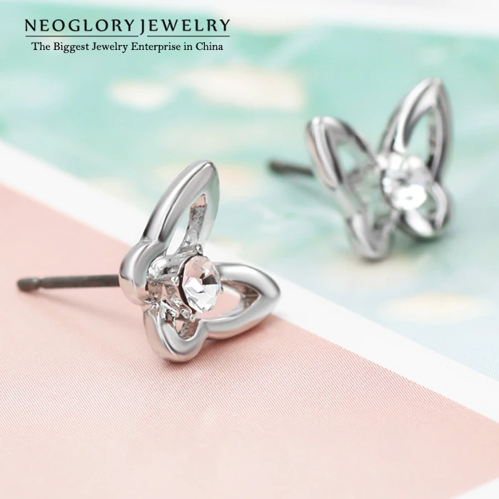 Neoglory цинковый сплав чешские Стразы Бабочка серьги гвоздики для женщин