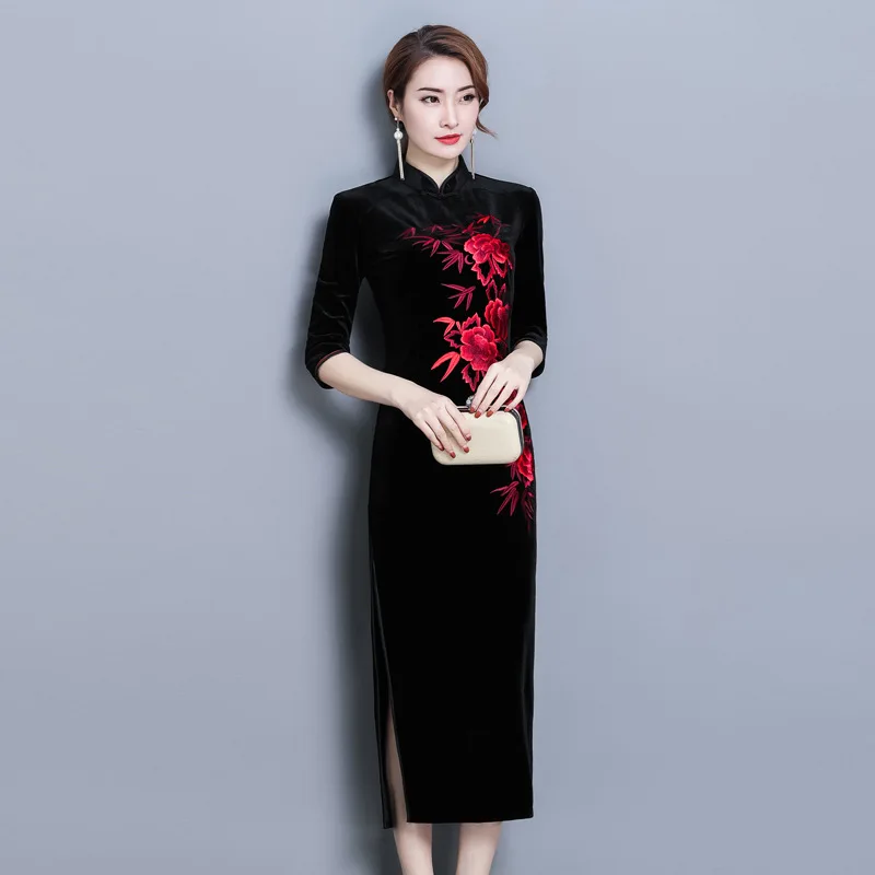 Китайское традиционное платье черного цвета Cheongsam Qipao велюровое вечернее с