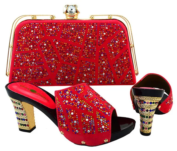 2016 Очаровательная Итальянская Обувь С Сопрягая Мешки Стразы Черный Высокое