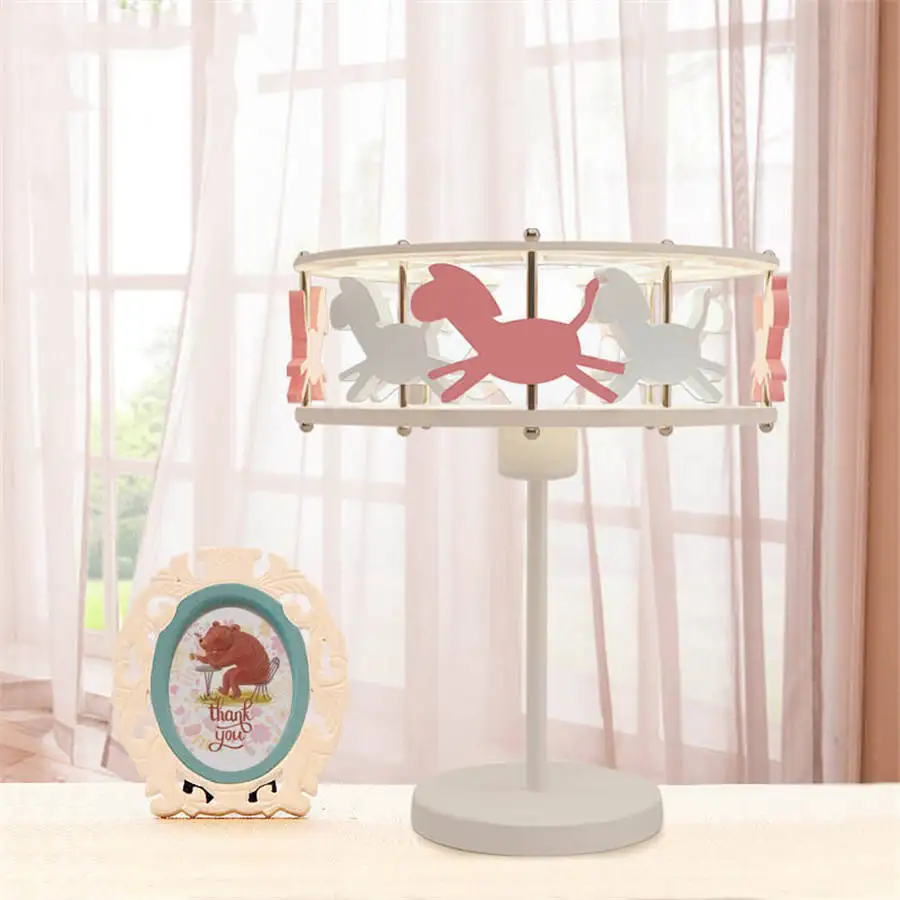Мультфильм Merry-go-round детская настольная лампа спальня прикроватная домашний