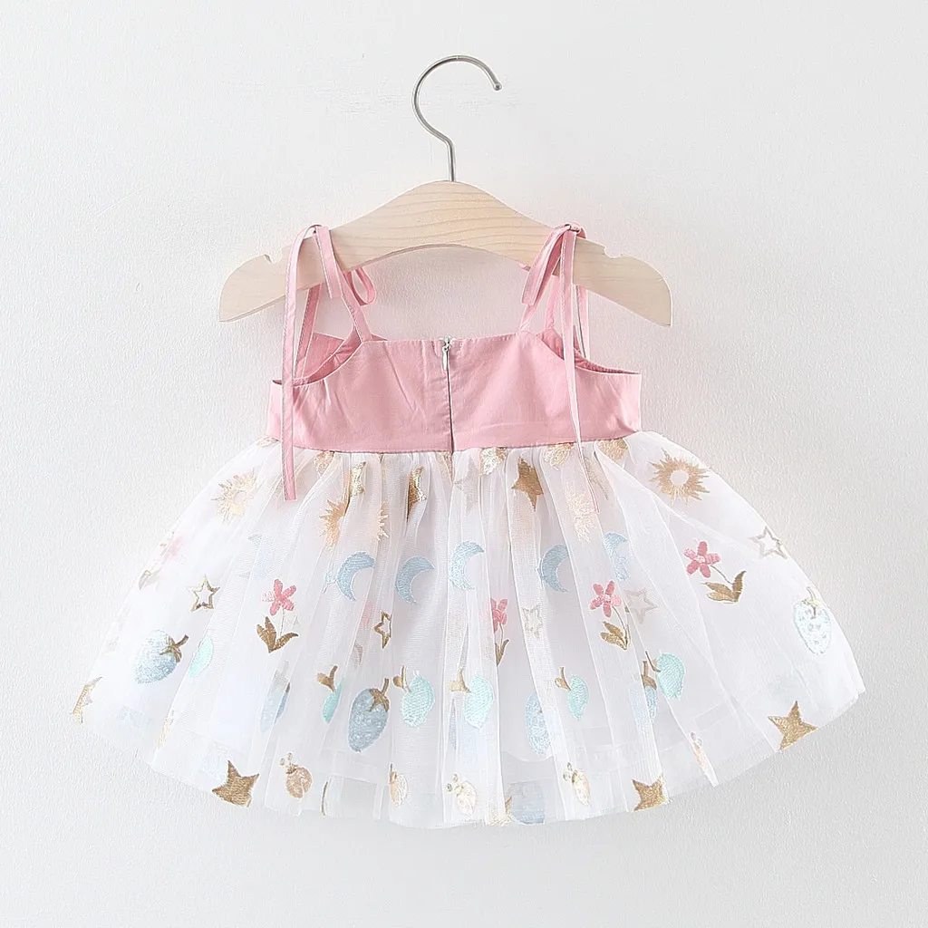 Платье для маленьких девочек на бретельках с фатиновым принтом летние платья
