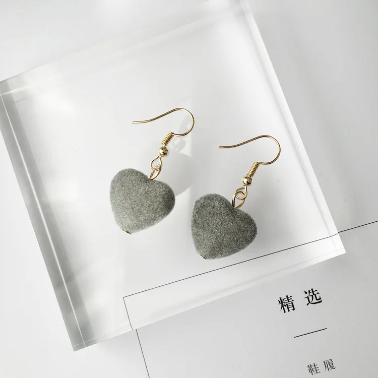 Реальные Коло Pendientes E1018 Harajuku в стиле ретро бархат Ушные крючки любовь «Гладиатор» с ремешками в виде геометрических фигур серьги Lint в стиле «Джокер»; модные