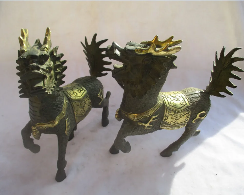 1 пара китайских старинных бронзовых позолоченных резных статуя Kirin/скульптура