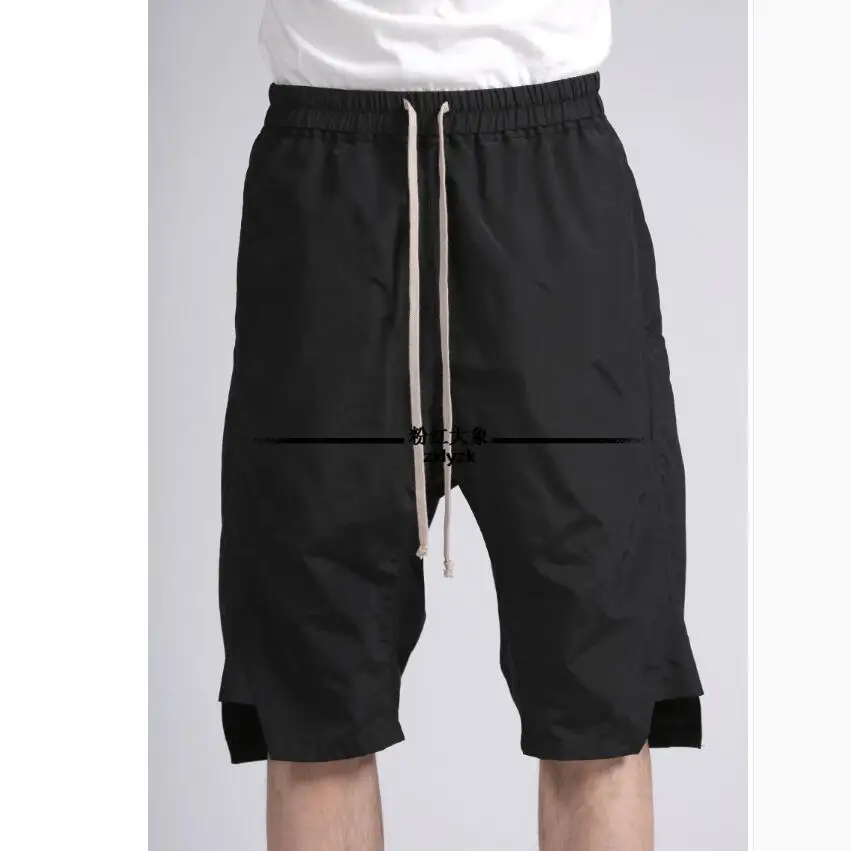 27-46 2021 Men's Summer Fashion Casual Nylon Zipper Shorts Loose Spliced Knee Length Cool Split Low Shorts Tide Singer Costumes