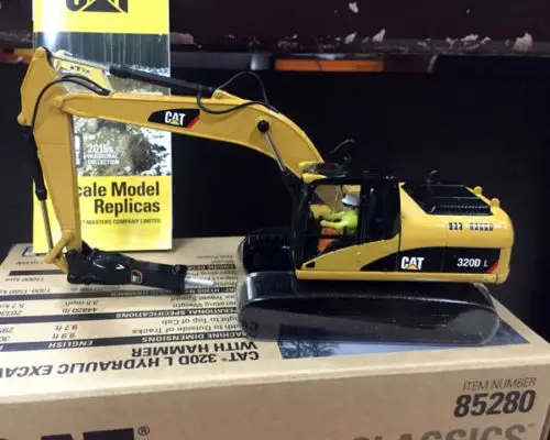 Новый гидравлический экскаватор Cat 320D L с молотком 1/50 отлитый под давлением 85280