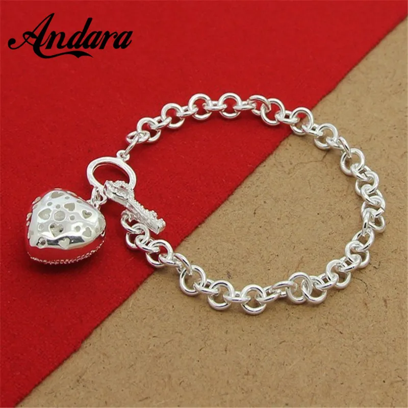 Женский серебряный браслет с подвеской-сердечком |