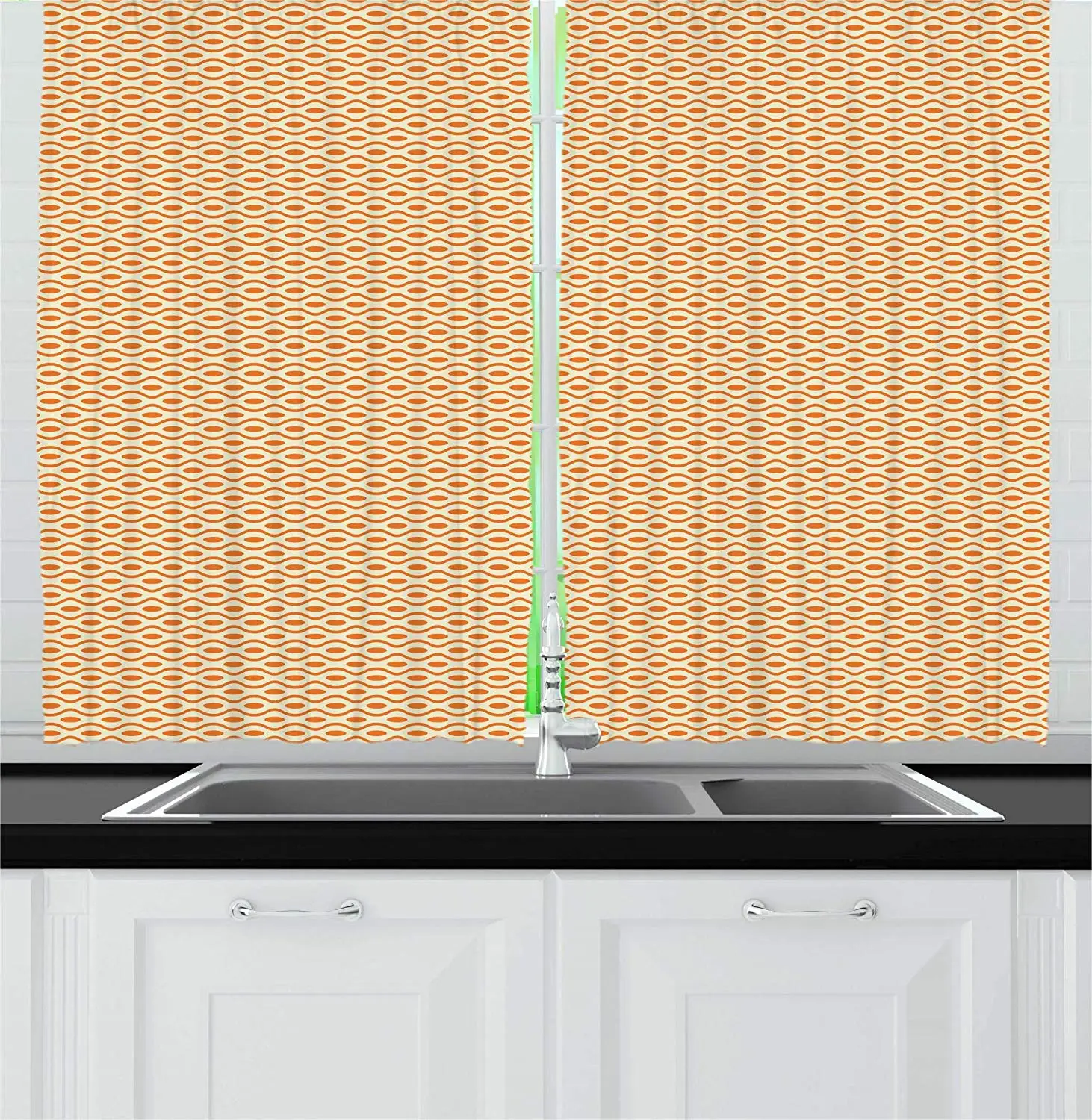 Ретро шторы непрерывного оранжевого волнистого цвета с эллиптическими точками