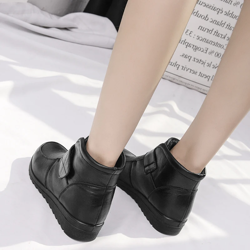 SONDR botas mujer invierno/Зимние ботильоны короткая плюшевая обувь черного цвета женская на