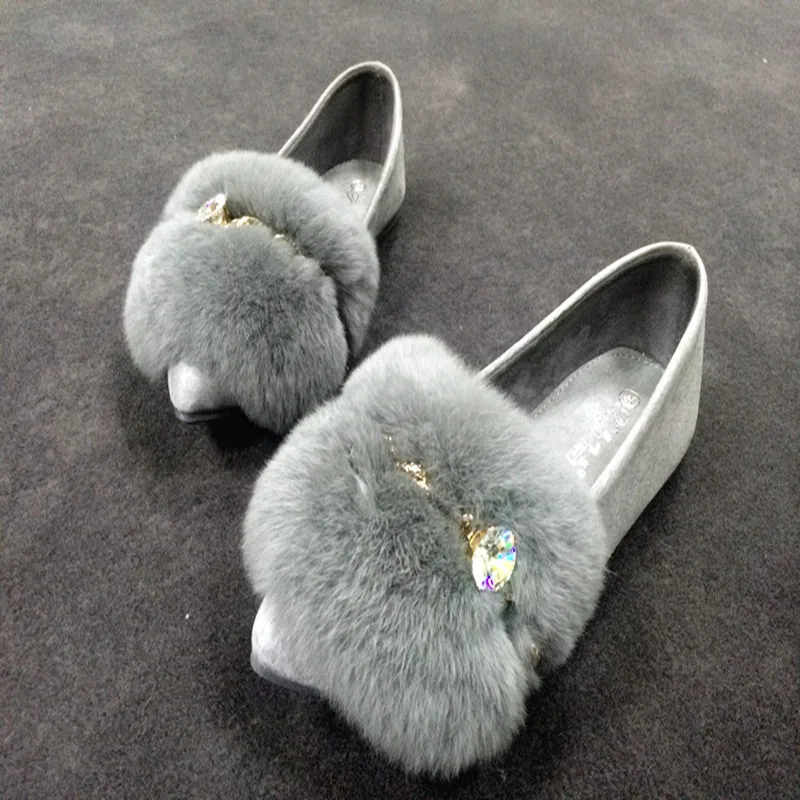 Бренд Дизайн Металлические цепи кролика волосы Мокасины с острым носком блеск