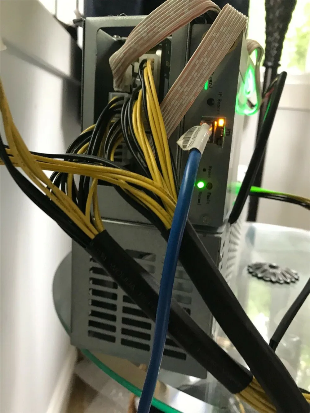 Б/у Antminer R4 8TH/s BTC BCH Miner Silent Miner экономичный чем S9 S11 S17 T9+ T17 для офиса или дома