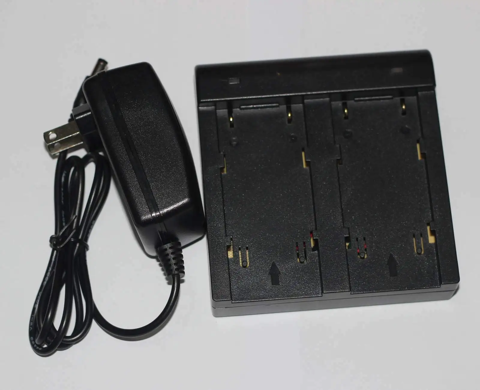 

NEW TRIMBLE DUAL CHARGER FOR TRIMBLE 5700/5800/R8/R7/R6 GNSS GPS 54344 BATTERY