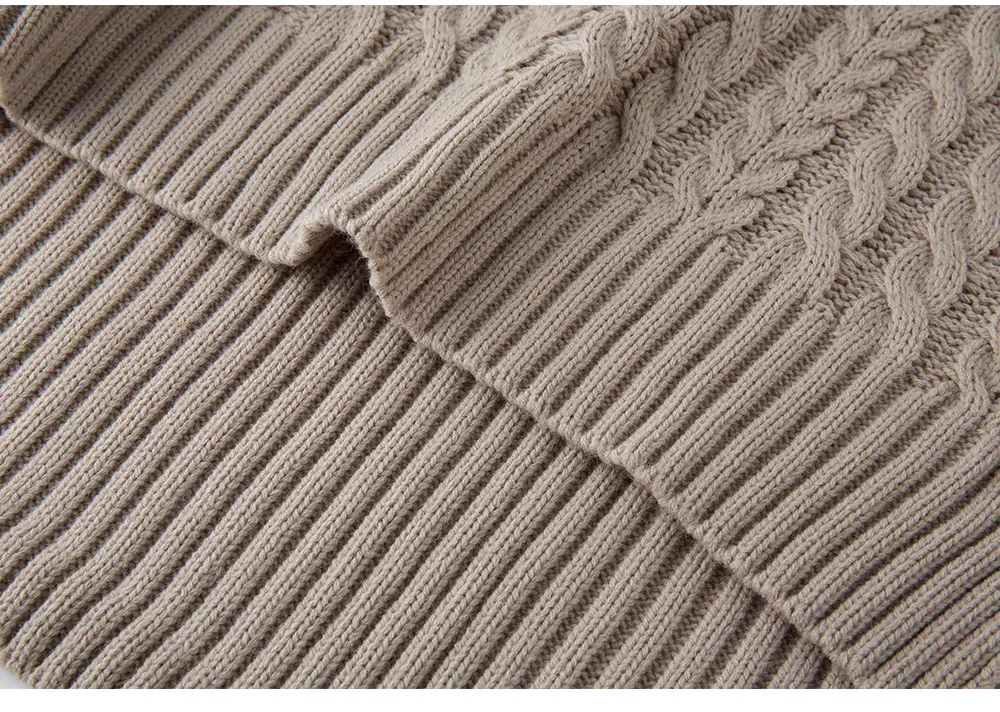 Винтажное женское асимметричное плотное платье свитер с разрезом новое осенне