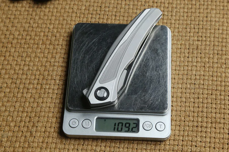 

DICORIA Quantum Flipper folding knife D2 blade ball bearing outdoor survival tactical titanium camping Pocket knives EDC tools