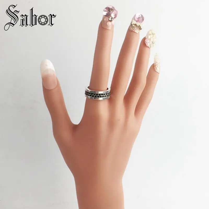 Кольцо с черным фианитом серебряного цвета подарок для женщин и мужчин женское