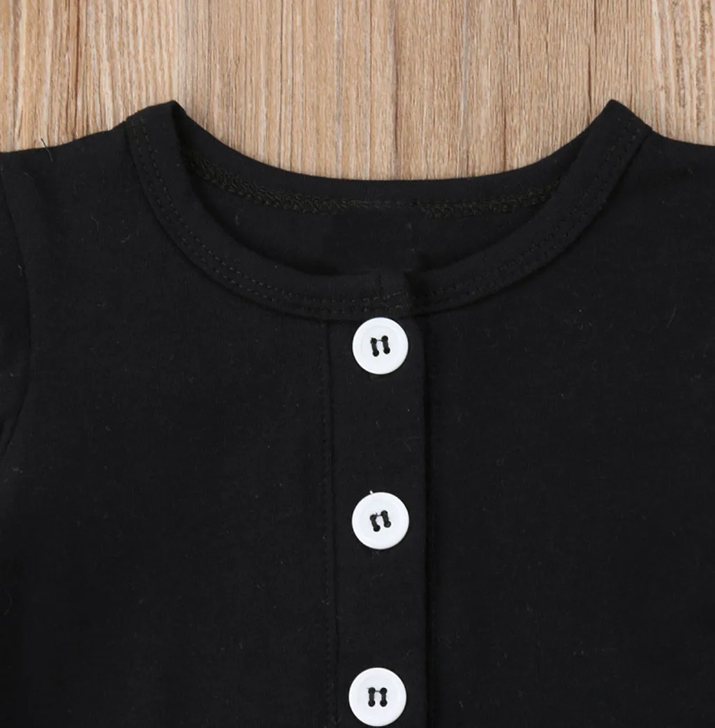 

Newborn Infant Baby Boys Girls Jumpsuit Solid Fold Button Homewear Casual Romper Baby Onesies Newborn Little Girls Rompers