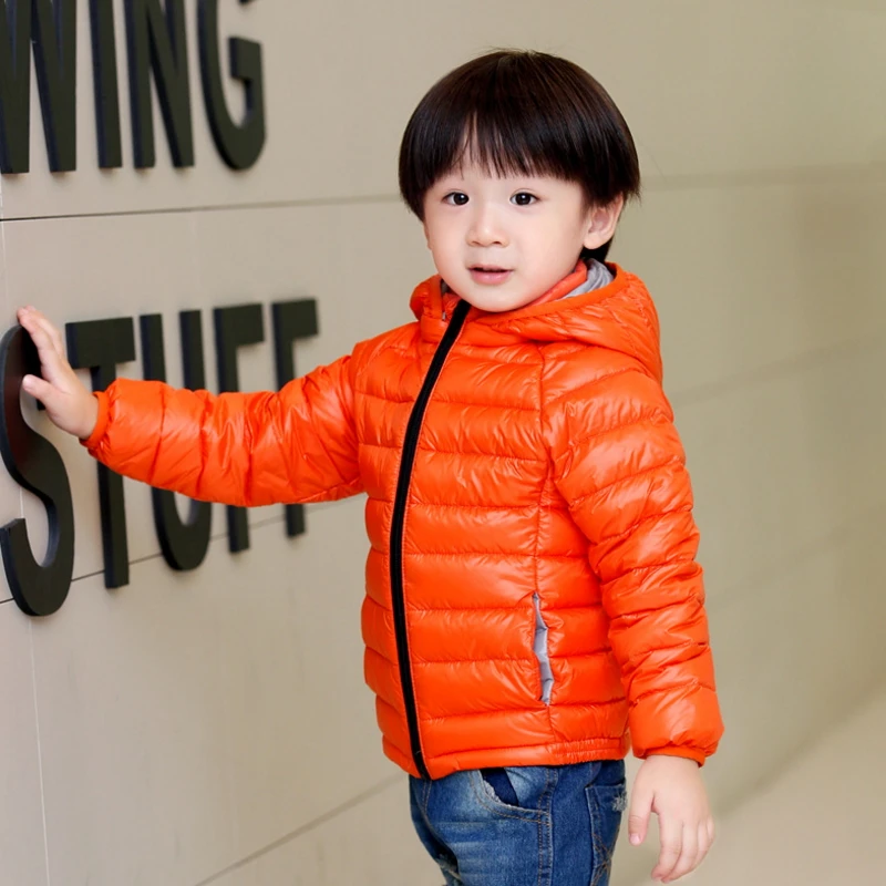 2016 новый зимний хлопок проложенный одежды пальто детей пуховик сплошной цвет с