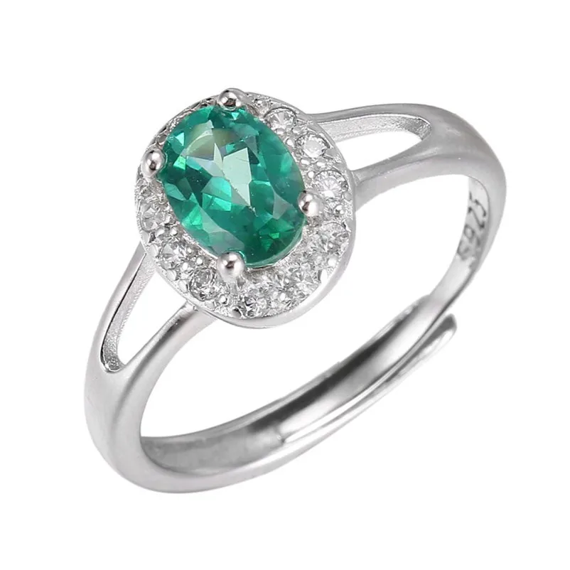 Женское кольцо из серебра 7 Х5 мм с натуральным топазом