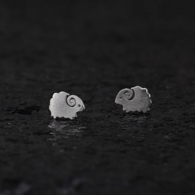 

Cute 925-sterling-silver Fluffy Sheep Stud Earrings Zoo Lover Gift Fashion Jewlery Sterling-silver-jewelry Earrings for Women