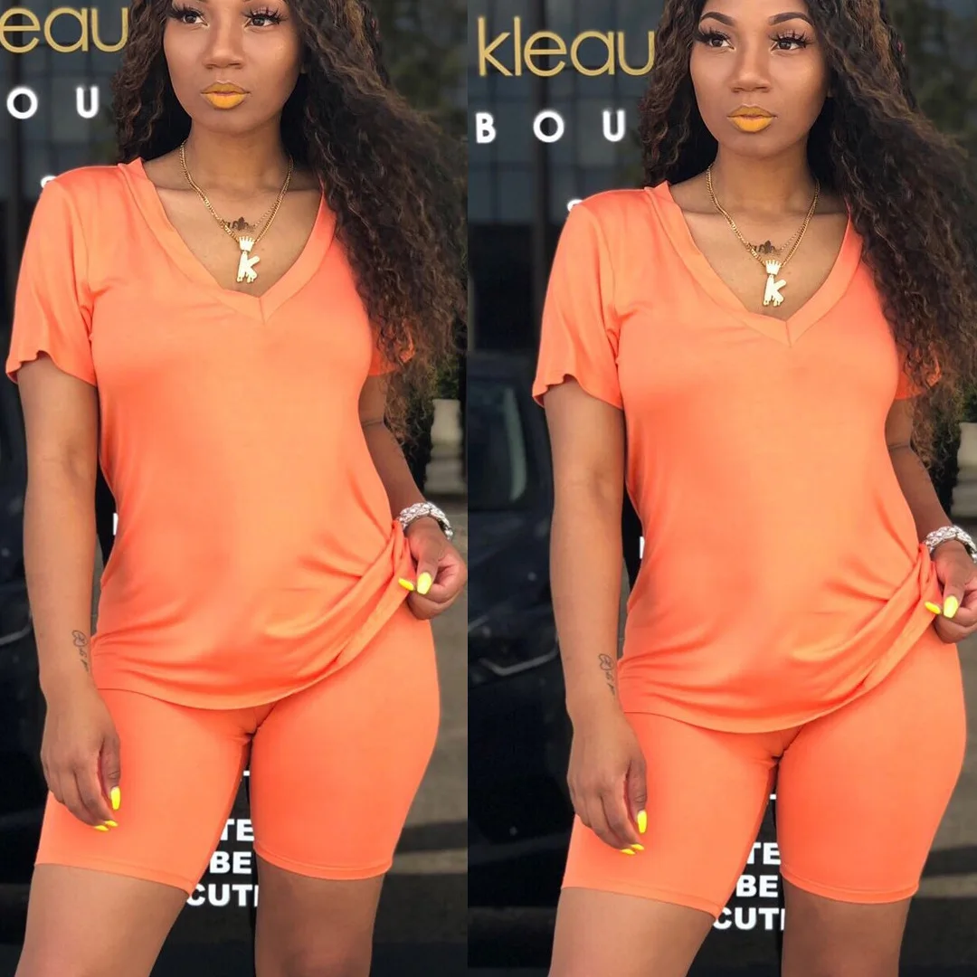 Оранжевый Простая спортивная одежда Vneck с коротким рукавом, обычная футболка с прямыми узкими шортами, Одноцветный вязаный комплект из 2 предметов H6073, три цвета - Цвет: Оранжевый