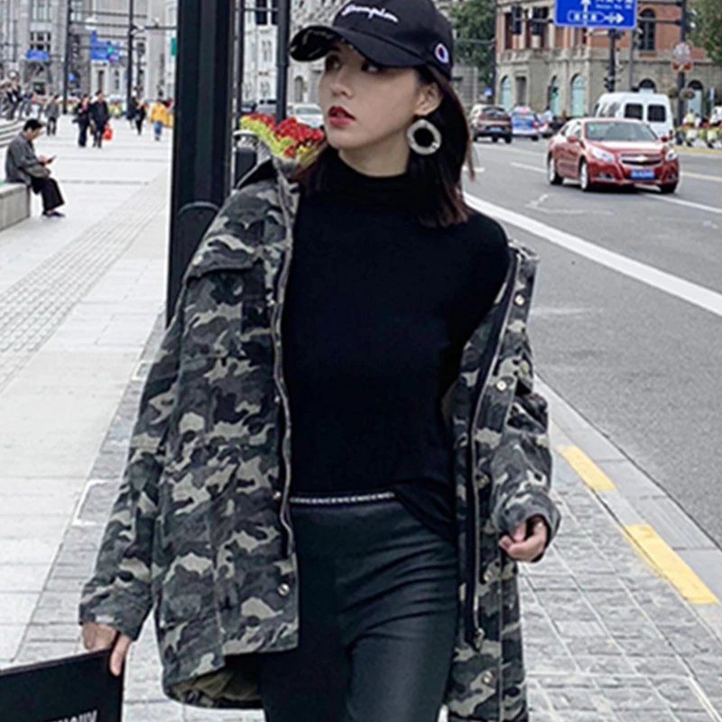 Женские камуфляж тренчи для женщин демисезонный патч печати Джинсовая ветровка