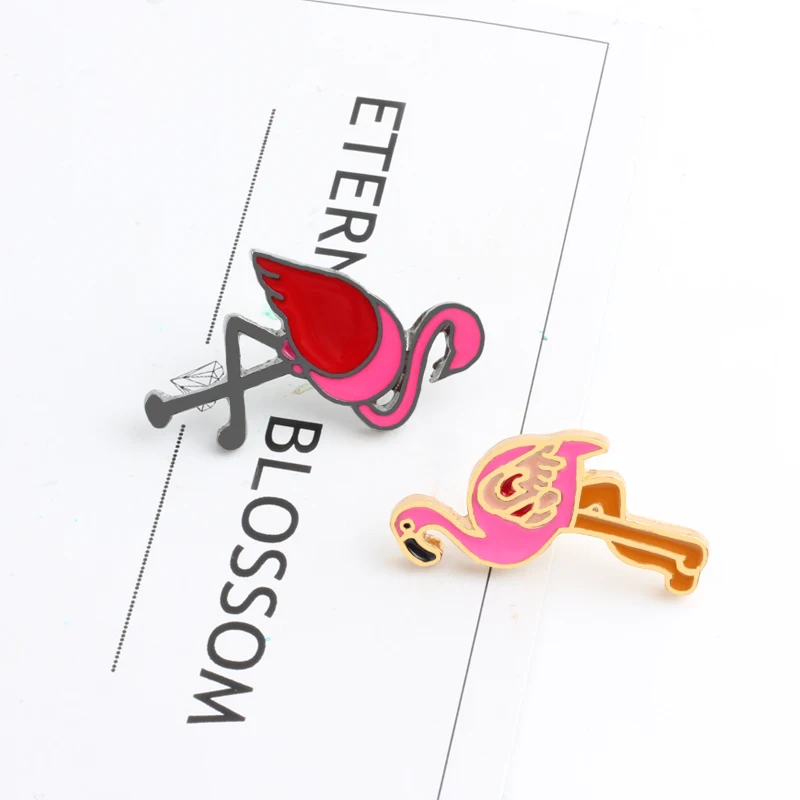 2 Pcs/set Red Pink Flamingo Button Brooch Pins Denim Jacket Clothing Cartoon Brooches Pin Badge for Women Girls Fashion Jewelry