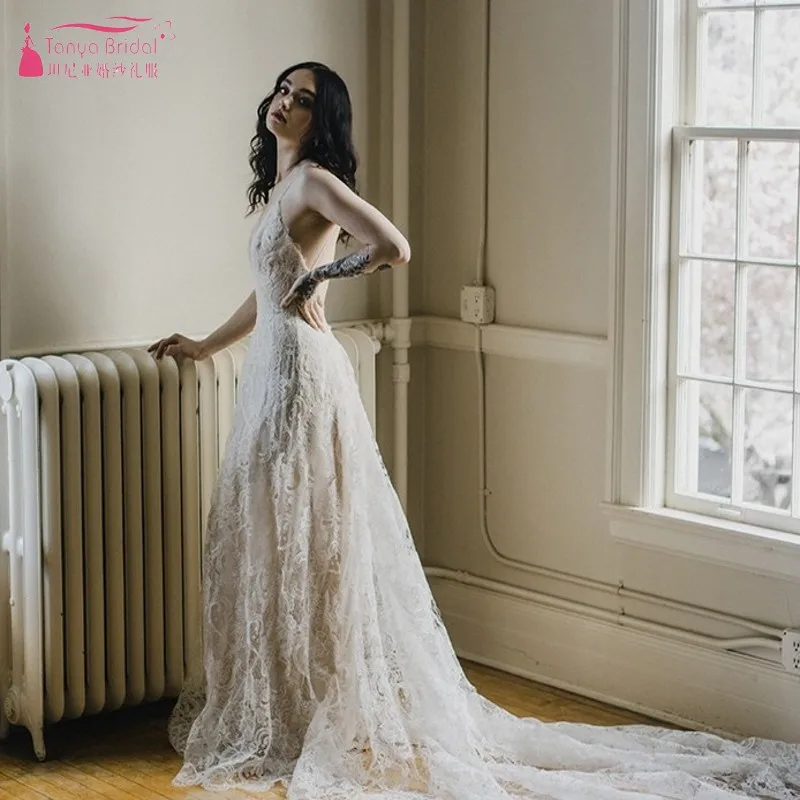 

2019 New Luxury Chic Lace Deep V Neck Backless Sexy Wedding Dresses Court Train Illusion Bridal Gown SS160