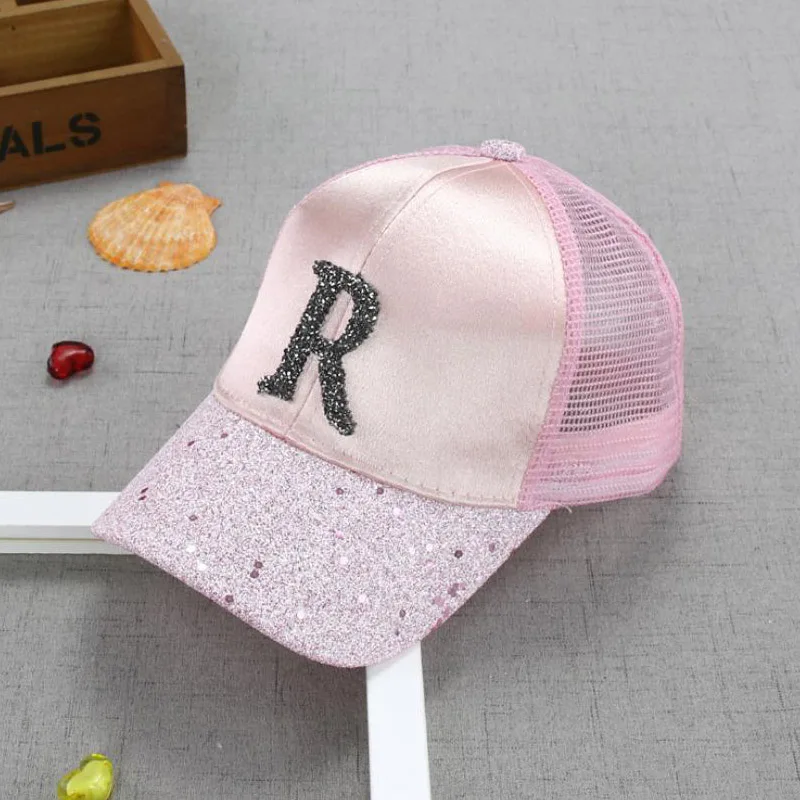 R Pink Doitbest/бейсбольная кепка в стиле хип-хоп для родителей и детей, стразы, летняя детская солнцезащитная Кепка A D R W, сетчатые бейсболки эластичные для мальчиков и девочек, кепки s - Цвет: R Pink
