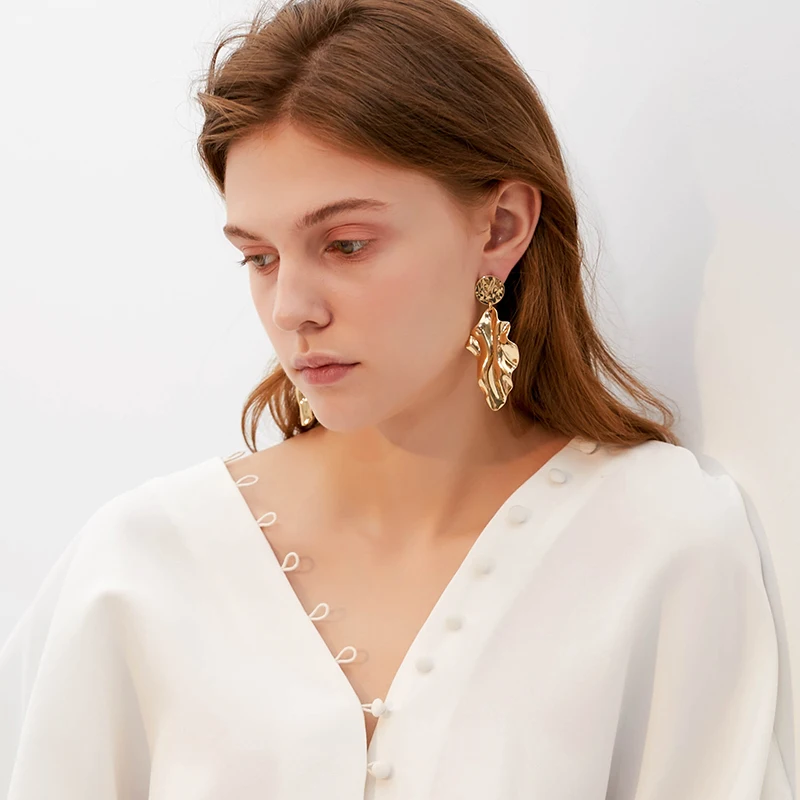 Новые серьги креативные длинные холодного ветра женские массивные ювелирные