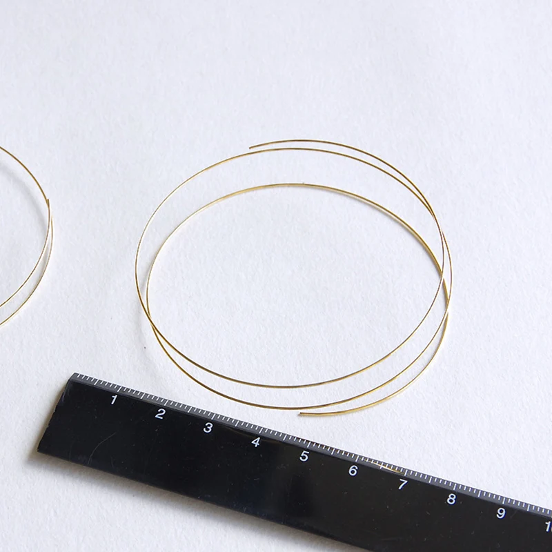 Позолоченный эластичный браслет из стальной проволоки сделанный проволочного