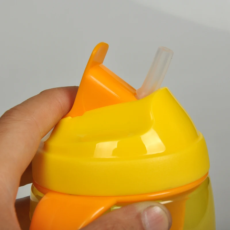 260 мл детские чашки дети бутылки для воды в соломе двойной изоляцией учатся