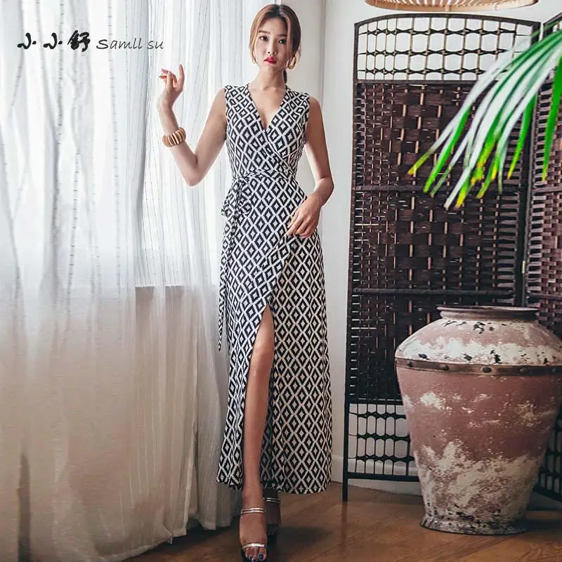 Женское пляжное платье в клетку Small Su черно-белое миди без рукавов с V-образным