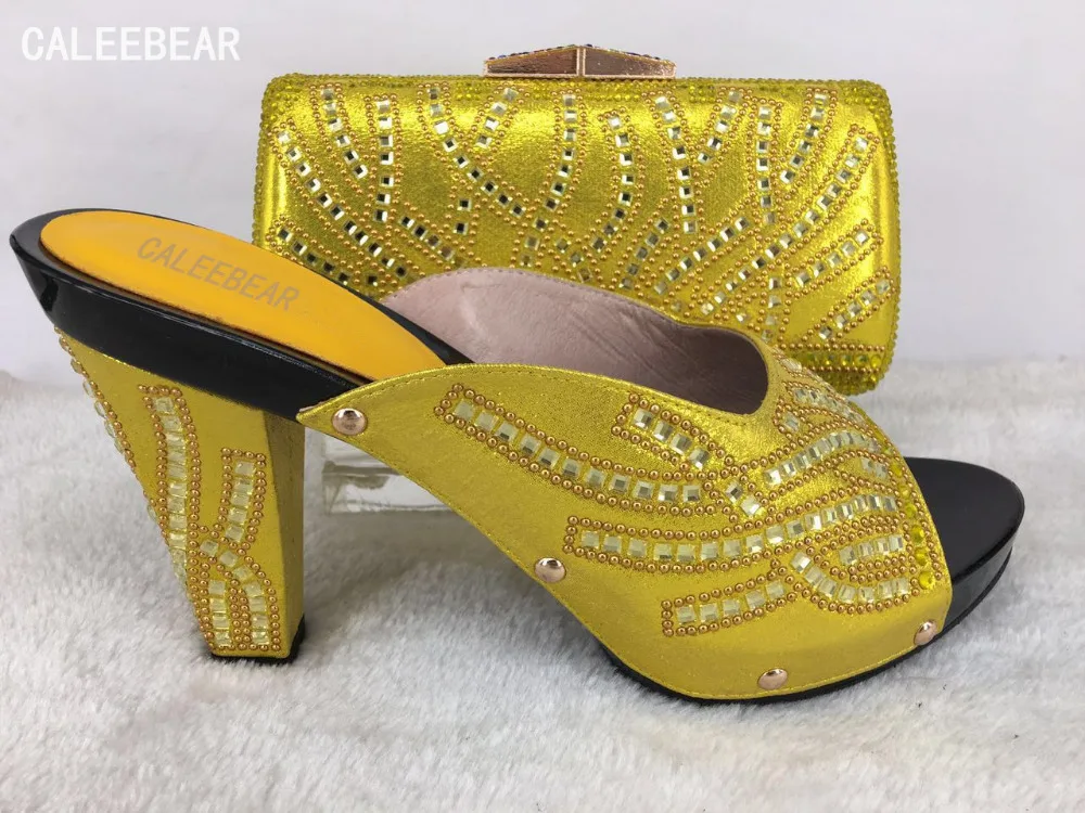 Женская обувь и сумочка в комплекте Италия 8 цветов Материал из искусственной