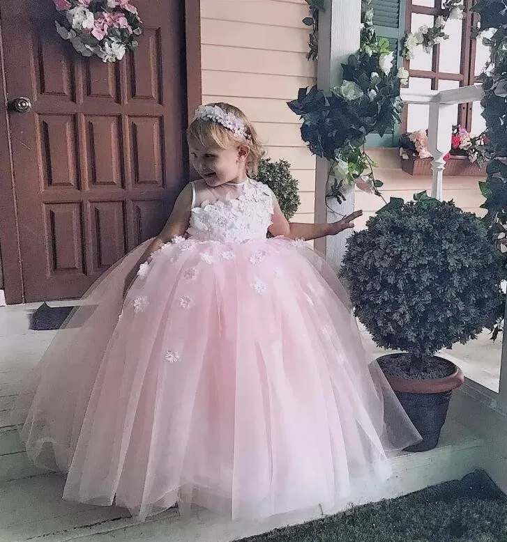 

Lovely Pink Flower Girl Dress For Weddings With 3D Floral Appliques Baby Birthday Dress Pageant Gowns