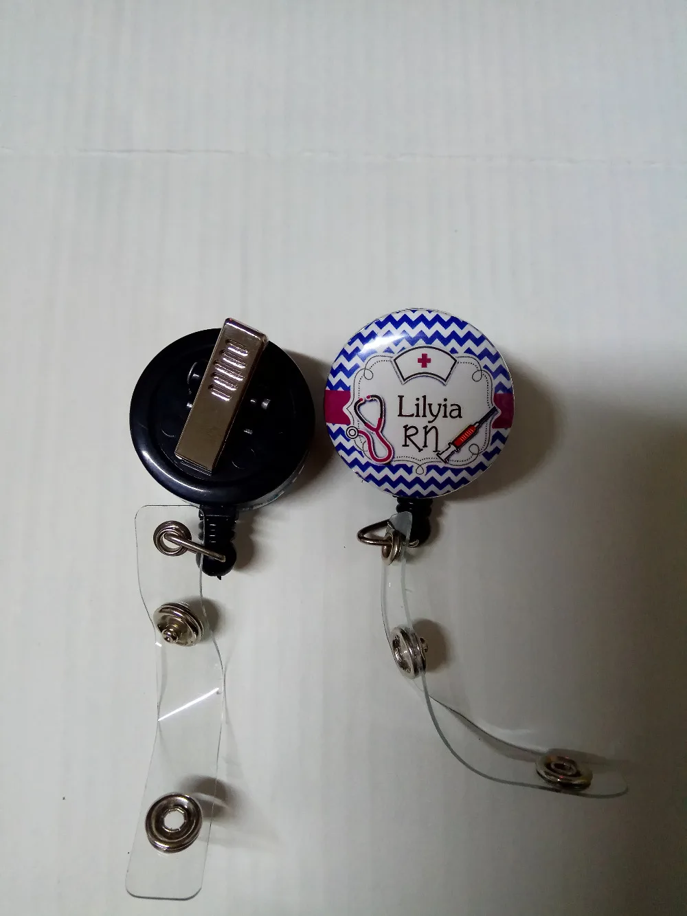 Персонализированные имена медсестра Выдвижной ID бейдж катушка с поворотным