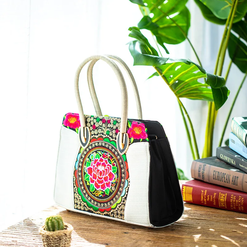 Винтажная женская сумка с вышивкой Цветочная Сумочка парусиновая Boho пляжная