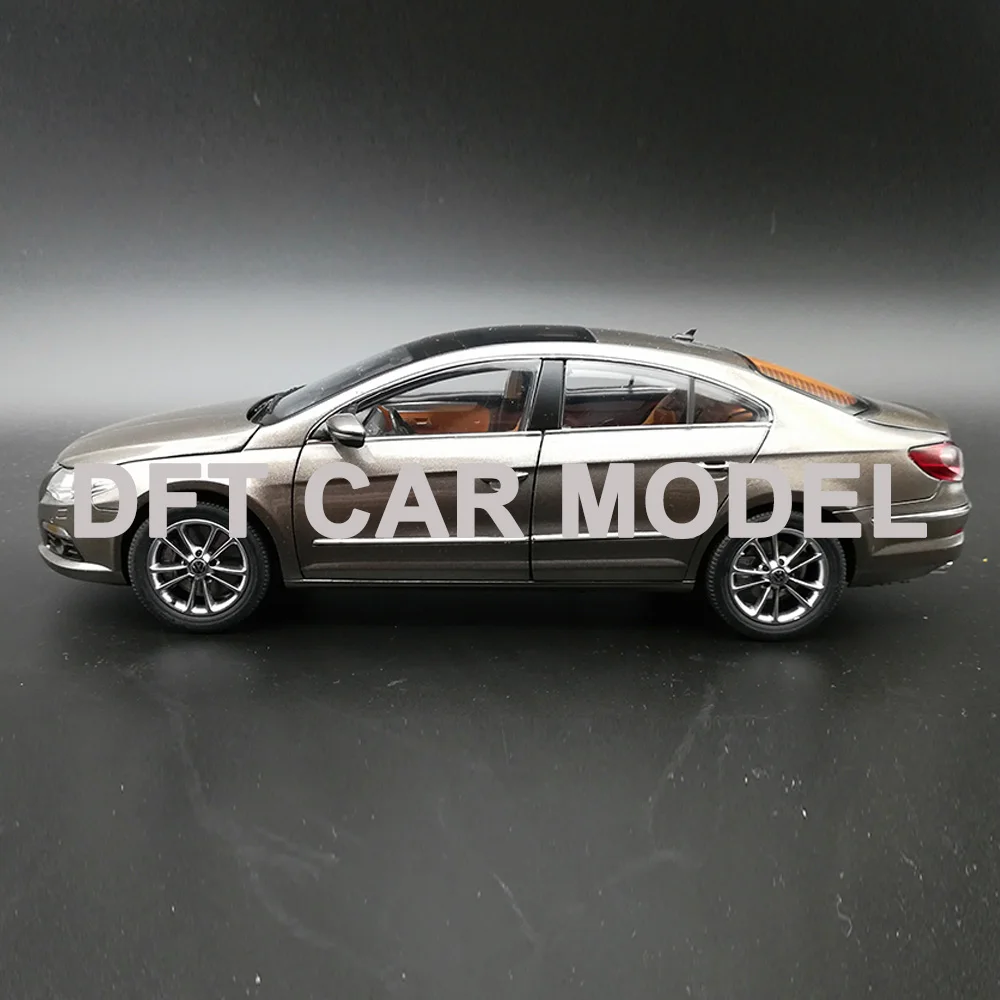 Литые игрушечные автомобили 1:18 CC из сплава модель спортивного автомобиля