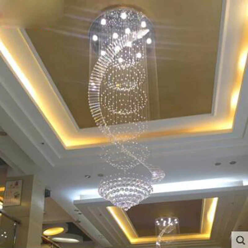 Вращающаяся напольная хрустальная люстра в пентхаусе Континентальная лестница