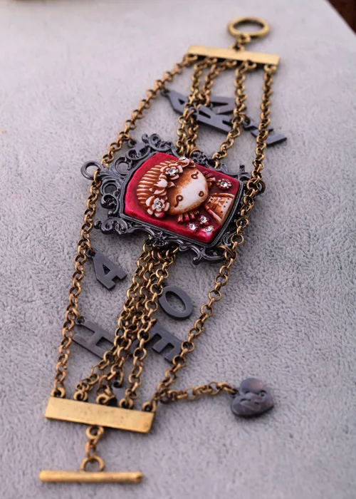 Bulk Price Retro Layered Black Letters Wide Bracelet Female Vintage Cartoon Girl Print Pendant Indian Jewelry Wholesale | Украшения и