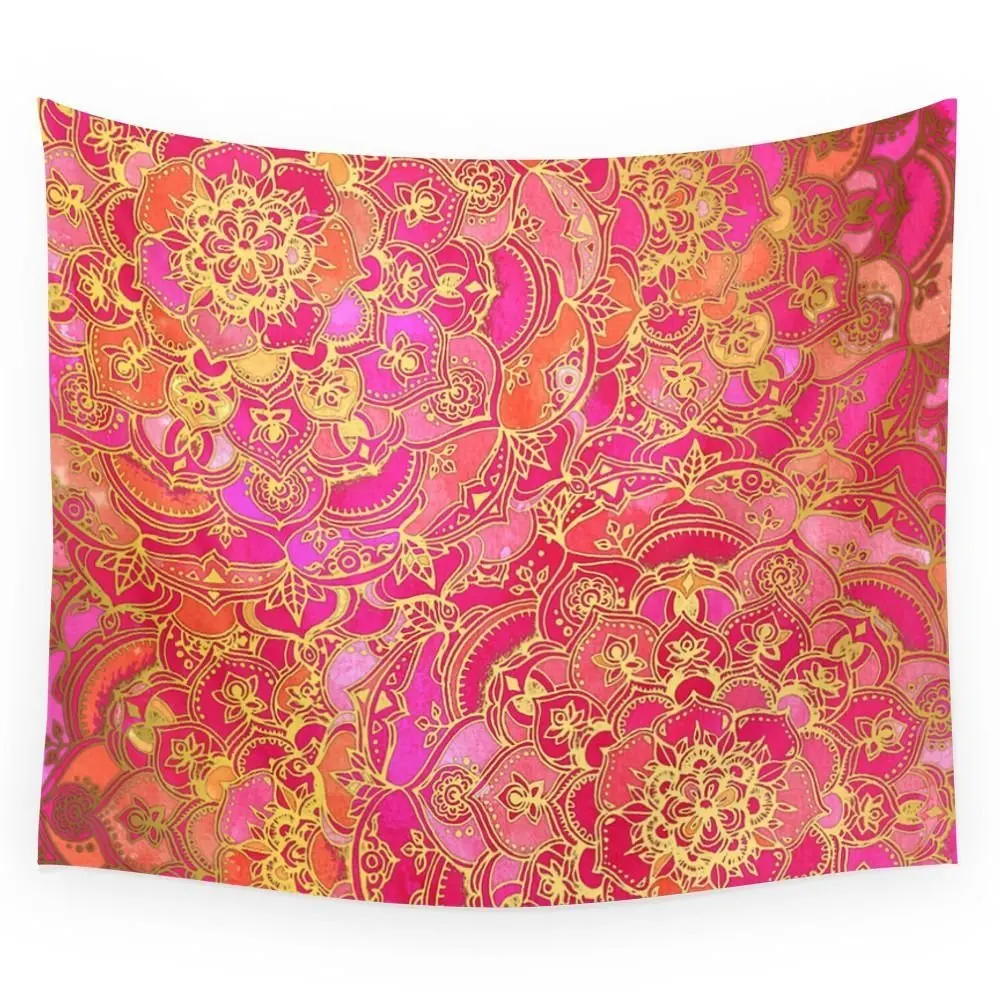 Ярко-розовый и золотистый настенный гобелен в стиле барокко с цветочным узором
