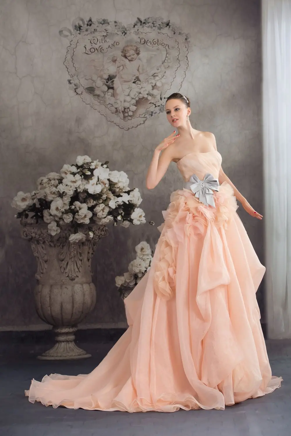 Современная рюшами из органзы quinceanera платья узелок sweet 16 нестандартного размера