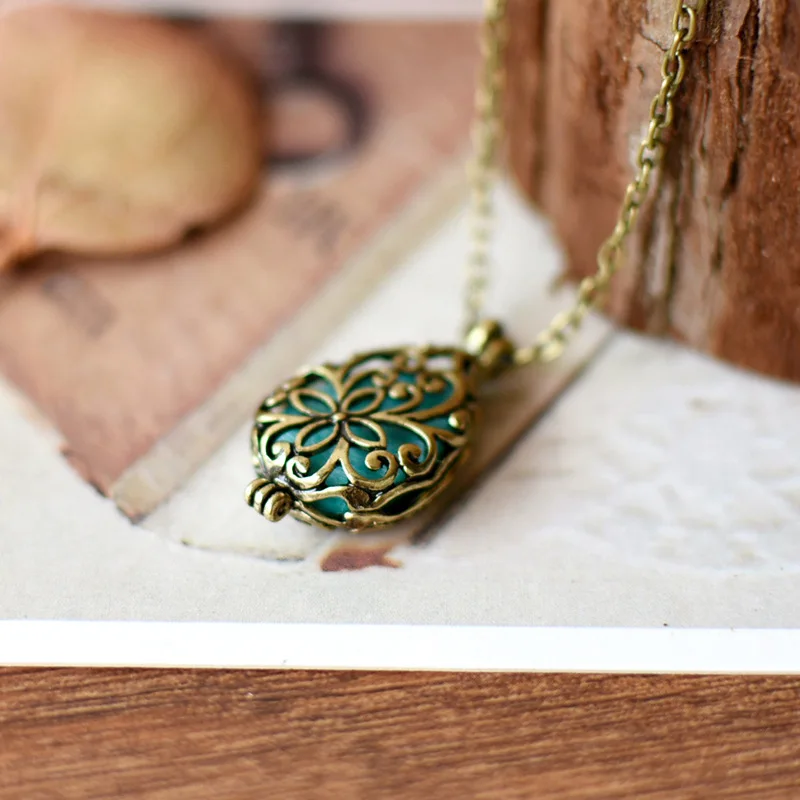 Винтажные ожерелья Flyleaf с цветочной резьбой и подвесками для женщин Ретро