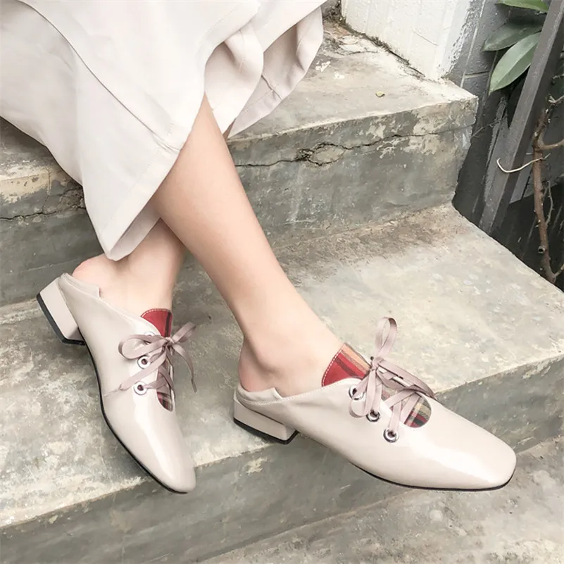 CONASCO/туфли из лакированной кожи в римском стиле с квадратным носком вечерние