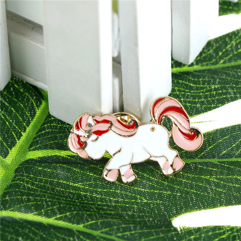 Индивидуальные эмалированные заколки из сплава с изображением лошади любовника