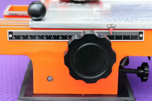 Ручная маленькая машина для печати букв на продажу | Инструменты