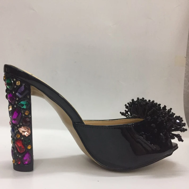 Мюли женские на высоком каблуке цветные шлепанцы со стразами украшенные