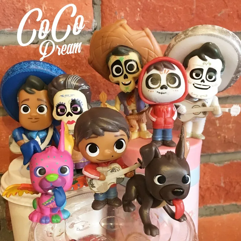 Disney игрушки 8 шт./компл. наряды на возраст от 5 до 9 см Коко машинок пиксара и Мигель